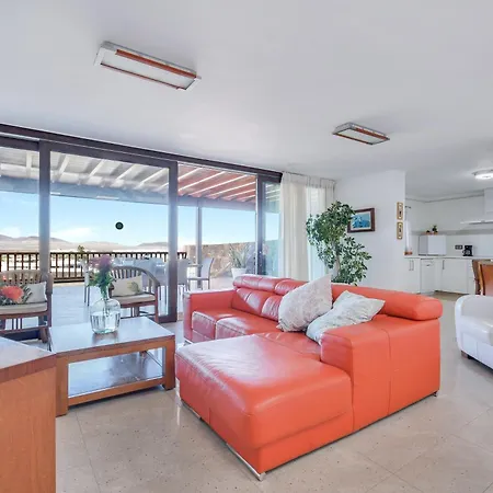 Villa Daniela Famara
