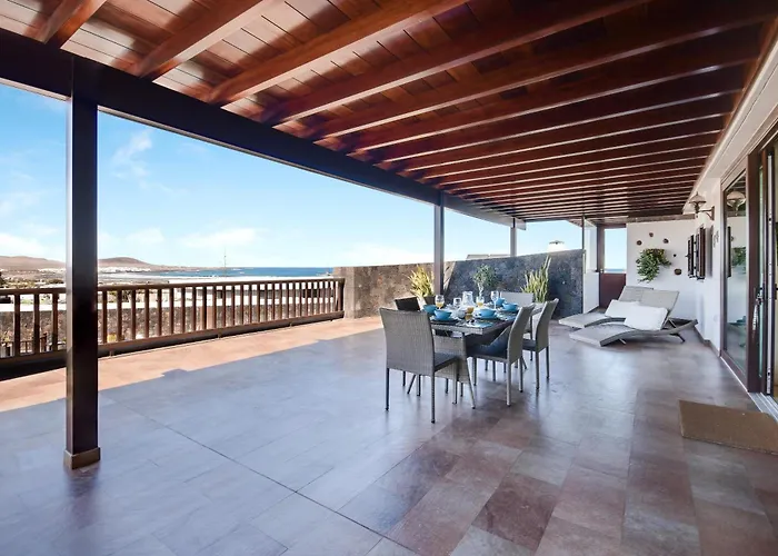 Villa Daniela Famara